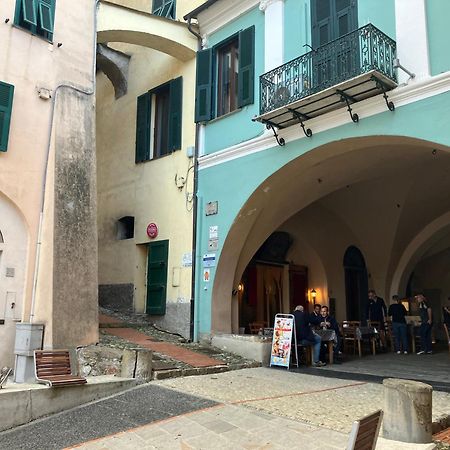 Beautifully Restored Romantic Apartment In The Centre Of Historic Dolcedo Ngoại thất bức ảnh