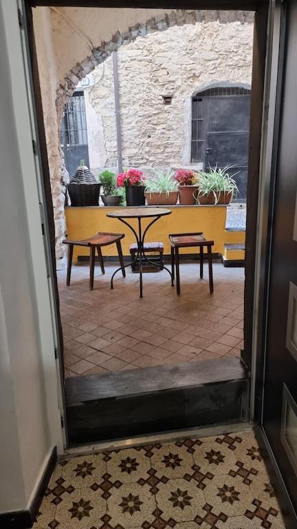 Beautifully Restored Romantic Apartment In The Centre Of Historic Dolcedo Ngoại thất bức ảnh